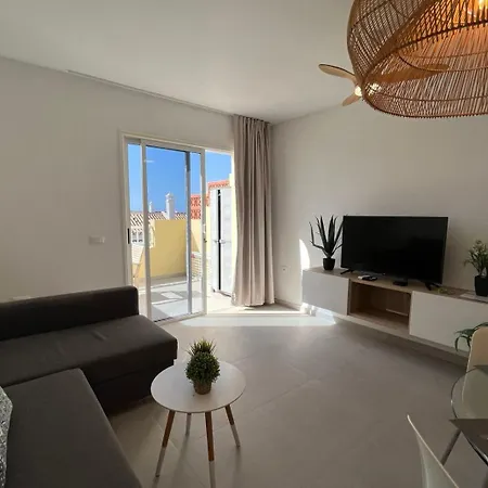 Rooftop Free Wifi Appartement Playa Paraiso (Tenerife)