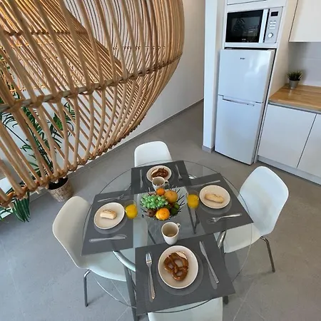 Rooftop Free Wifi Apartment