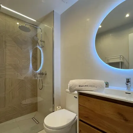 Rooftop Free Wifi Apartment *